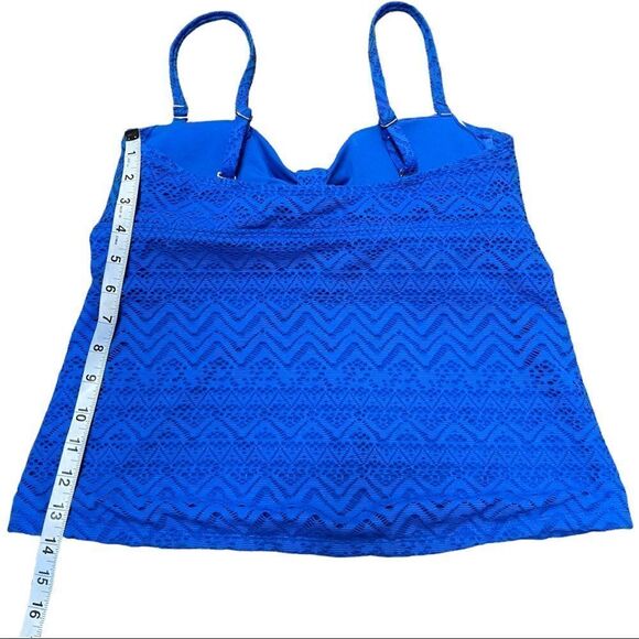 CATALINA Crochet-like Lace Tankini Top - Picture 9 of 11